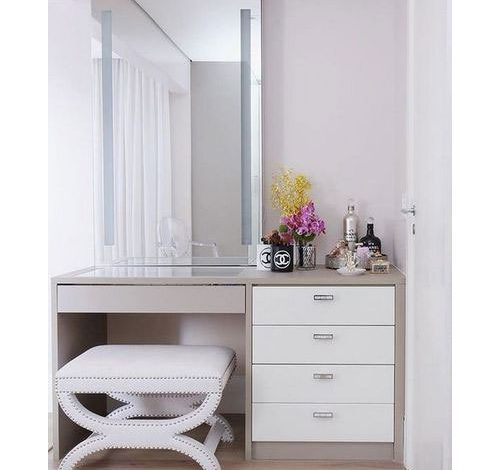 The Complete Guide to Buying a Dressing Table in Ireland: Size, Style, Material, Storage, and Maintenance