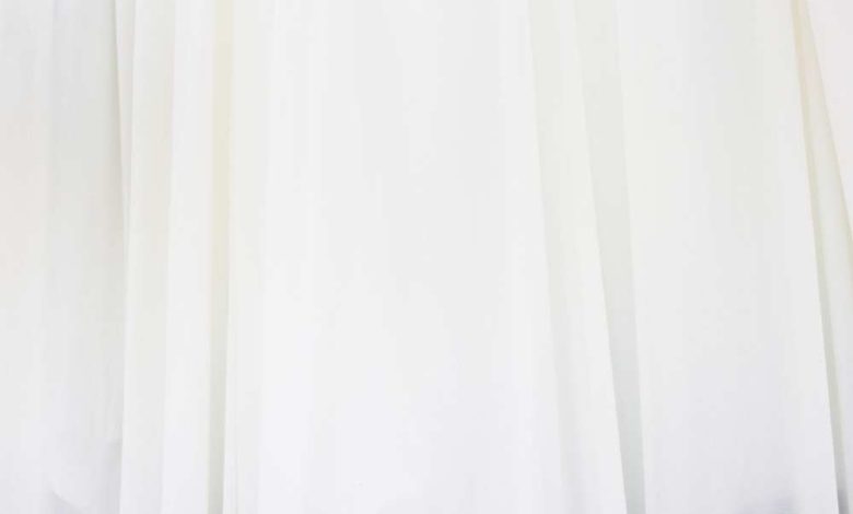How do you Unwrinkle linen curtains? How do you Unwrinkle linen curtains?
